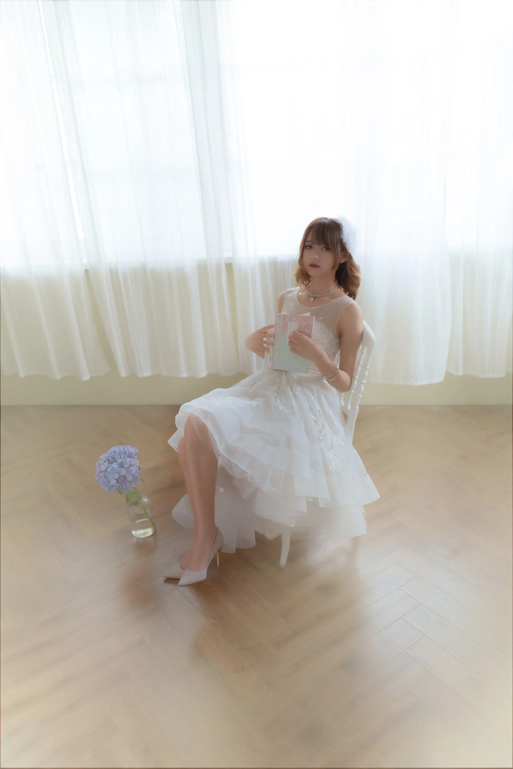 [艺图语] 2022.06.13 人间四月天 兔子Zzz不吃胡萝卜 [31P]插图6